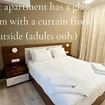 Luxury 1 * Sofia